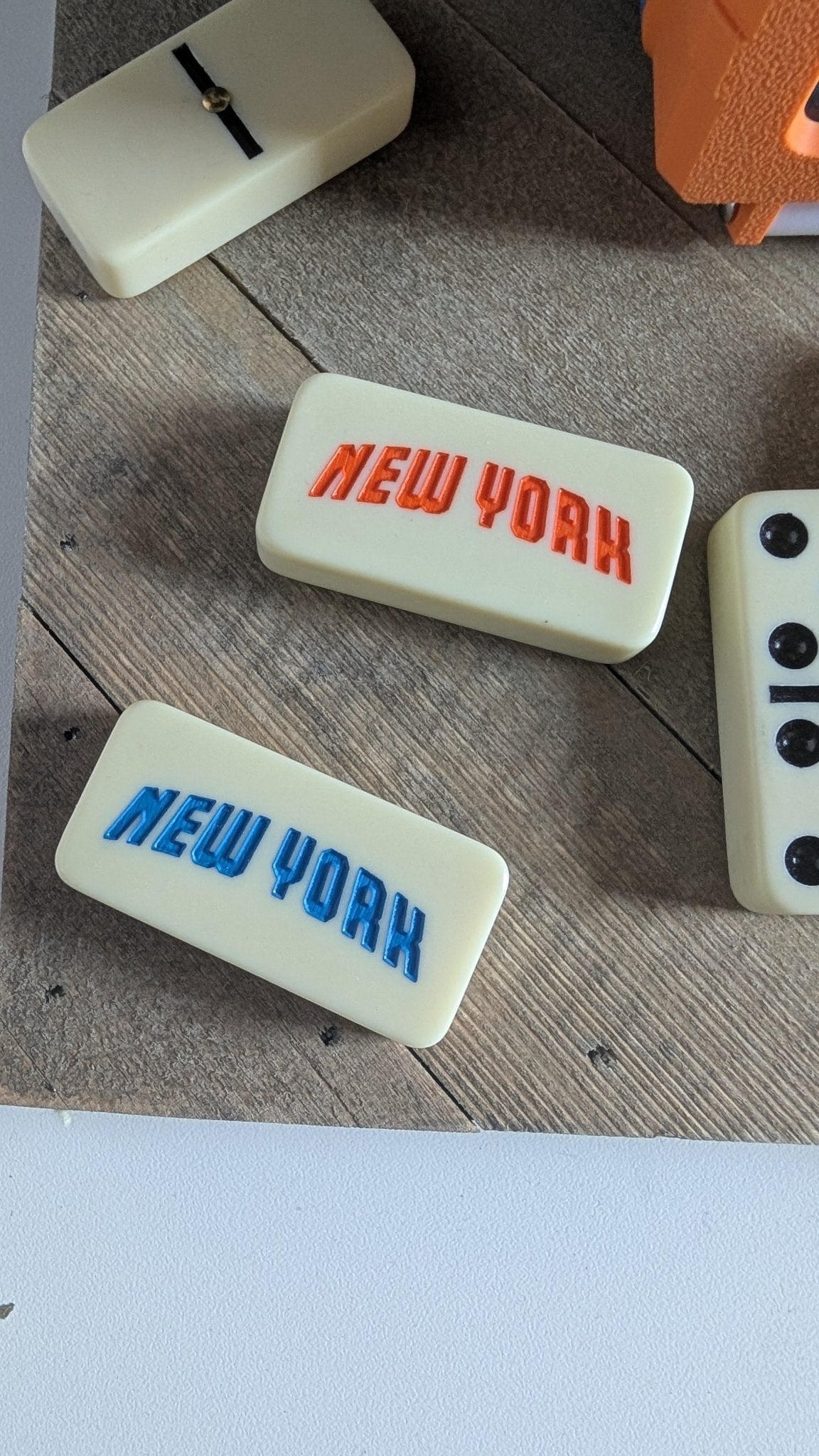 New York Knicks Domino Set