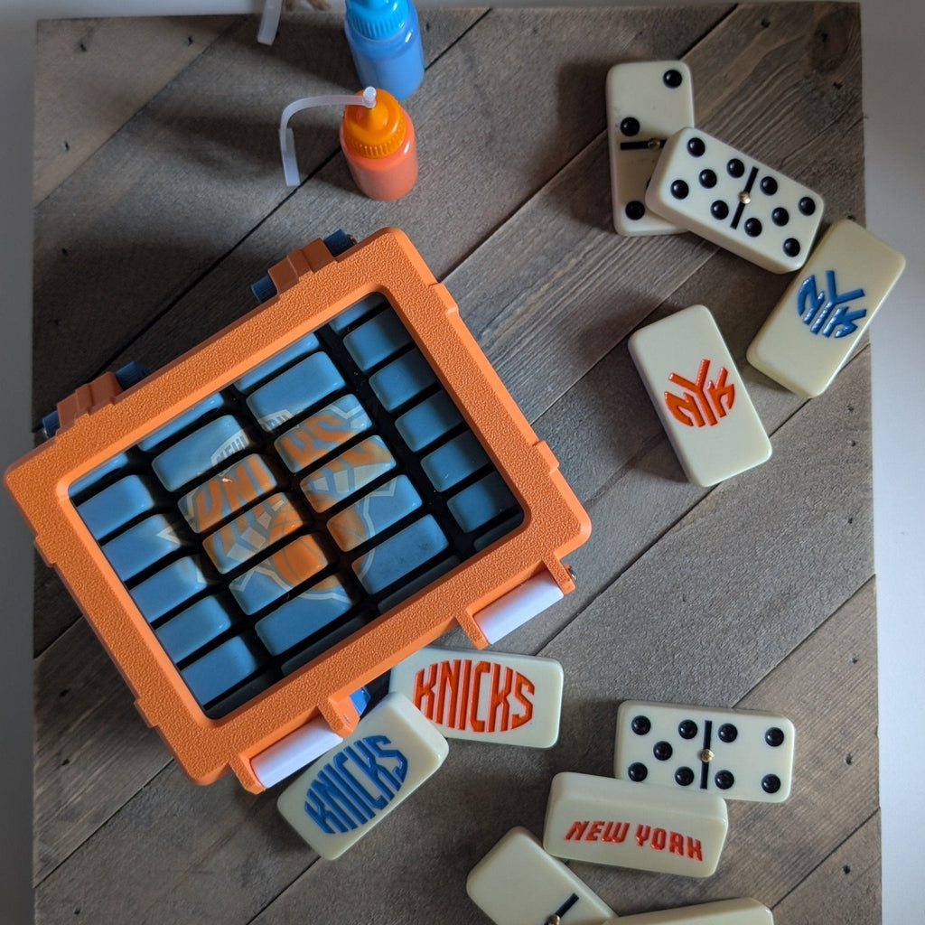 New York Knicks Domino Set