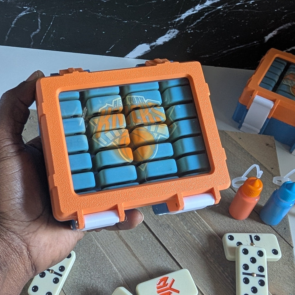 New York Knicks Domino Set