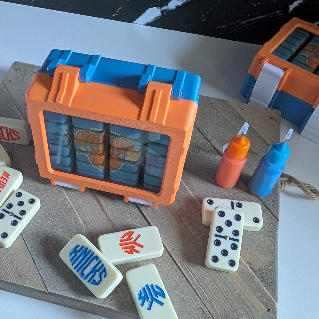 New York Knicks Domino Set